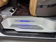 Denza D9 2022 DM-i 970 AWD Flagship - ფოტო 13