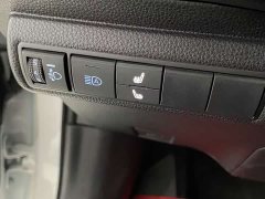 Toyota Corolla 1.8L CVT Luxury - фото 3