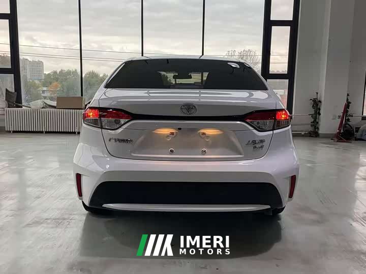 Toyota Corolla 1.8L CVT Luxury