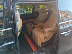 Denza D9 DM-i 970 Luxury - photo 4