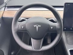 Tesla Model Y Long Range All-Wheel Drive - ფოტო 13