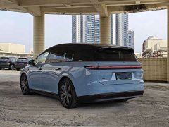 Li Auto i8 Standard Edition - ფოტო 6