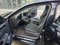Volkswagen Passat Outstanding Edition 380TSI Dragon Ascendant Version - ფოტო 9