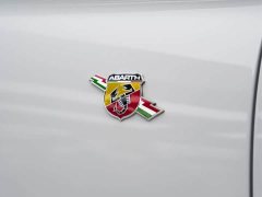 Li Auto Abarth 695 Tributo Ferrari - photo 9