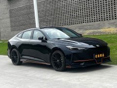 Changan UNI-V 1.5T Premium Edition - ფოტო 3