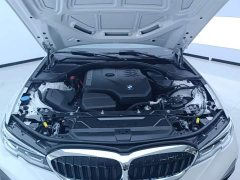 BMW 3 Series 320Li M Sport Package - ფოტო 10