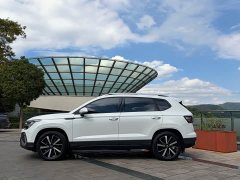Volkswagen Touareg 300TSI Two-Wheel Drive Moonlight Edition - photo 20