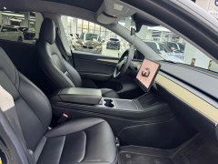 Tesla Model Y Rear-Wheel Drive - ფოტო 9