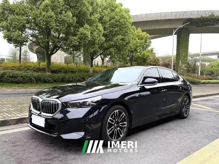 BMW 5 Series 525Li M Sport Package