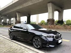 BMW 5 Series 525Li M Sport Package - ფოტო 3
