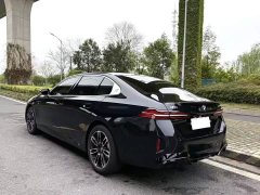 BMW 5 Series 525Li M Sport Package - ფოტო 7