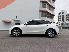 Tesla Model Y Rear-Wheel Drive - photo 14