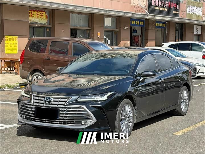Toyota Avalon Hybrid 2.0L Luxury - ავტომობილი ჩინეთიდან