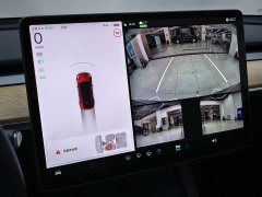 Tesla Model Y Standard Range RWD - ფოტო 13