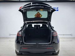 Tesla Model Y Standard Range RWD - ფოტო 14