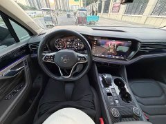 Volkswagen Touareg 3.0TSI Sharp Enjoyment Edition Jet Black Sport Package - ფოტო 9