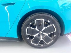 Xiaomi SU7 Rear-Wheel Drive Standard Founder Edition - ფოტო 12