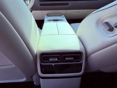 Li Auto i6 Two-Wheel Drive Standard - ფოტო 10