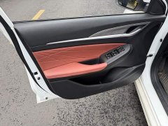 Changan Eado PLUS Blue Whale NE 1.4T GDI DCT High Performance Edition - ფოტო 6