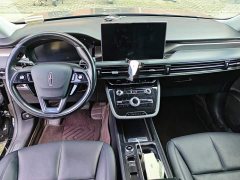 Lincoln Explorer 2.0T Two-Wheel Drive Premium - ფოტო 12