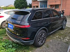 Lincoln Explorer 2.0T Two-Wheel Drive Premium - ფოტო 3