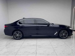 BMW 5 Series 530Li Premier M Sport Package - ფოტო 17