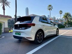 Volkswagen ID.3 Outstanding Edition - ფოტო 6