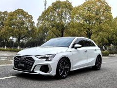 Audi A3 Sportback 35 TFSI Fashion Sport - ფოტო 1