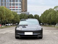 Tesla Model 3 Long Range All-Wheel Drive - ფოტო 2