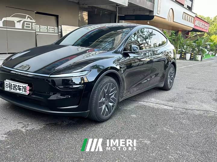 Tesla Model Y L Long Range All-Wheel Drive - ავტომობილი ჩინეთიდან