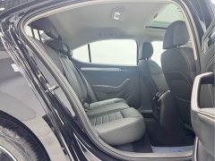 Skoda Superb TSI280 DSG Prestige - ფოტო 13