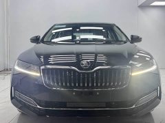 Skoda Superb TSI280 DSG Prestige - ფოტო 2