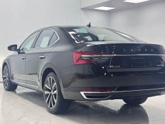 Skoda Superb TSI280 DSG Prestige - ფოტო 4