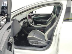 Volkswagen ID.7 VIZZION Launch Edition - ფოტო 9