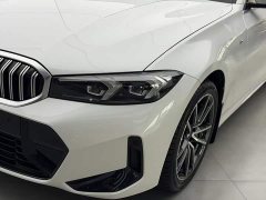 BMW 3 Series 320Li M Sport Package - ფოტო 12