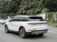 Lincoln Explorer Facelift 2.0T Two-Wheel Drive Elegant Edition - ფოტო 4