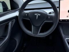 Tesla Model Y Rear-Wheel Drive - ფოტო 11