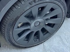 Tesla Model Y Rear-Wheel Drive - ფოტო 5