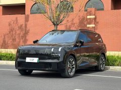 Lynk & Co 900 2.0T Ultra 6-Seater - ფოტო 1