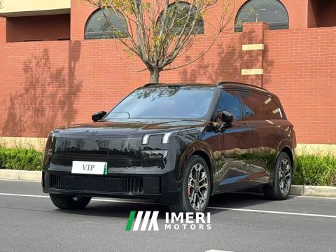 2025 Lynk & Co 900 2.0T Ultra 6-Seater