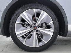 FAW Red Flag E-HS9 510km Range Flagship Edition Six-Seater - ფოტო 17