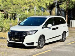 Honda Odyssey 2.0L e:HEV Luxury - ფოტო 1