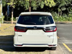 Honda Odyssey 2.0L e:HEV Luxury - ფოტო 9