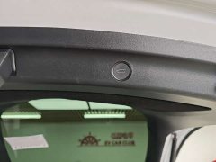 Tesla Model Y Long Range All-Wheel Drive - ფოტო 8