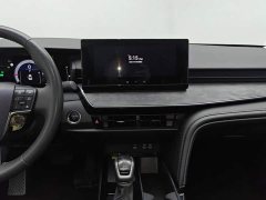 Toyota Camry Hybrid 2.0L HGVP Luxury - ფოტო 13