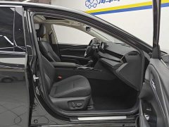Toyota Camry Hybrid 2.0L HGVP Luxury - ფოტო 8