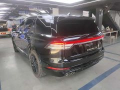 Lincoln Flying Spur 3.0T V6 AWDMONO Edition - photo 5