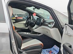 BYD Dolphin 405km Fashion Edition - ფოტო 10