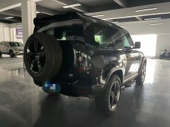Land Rover Defender 90 2.0T P300 S - фото 10