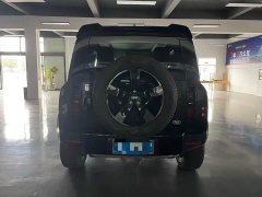 Land Rover Defender 90 2.0T P300 S - фото 11